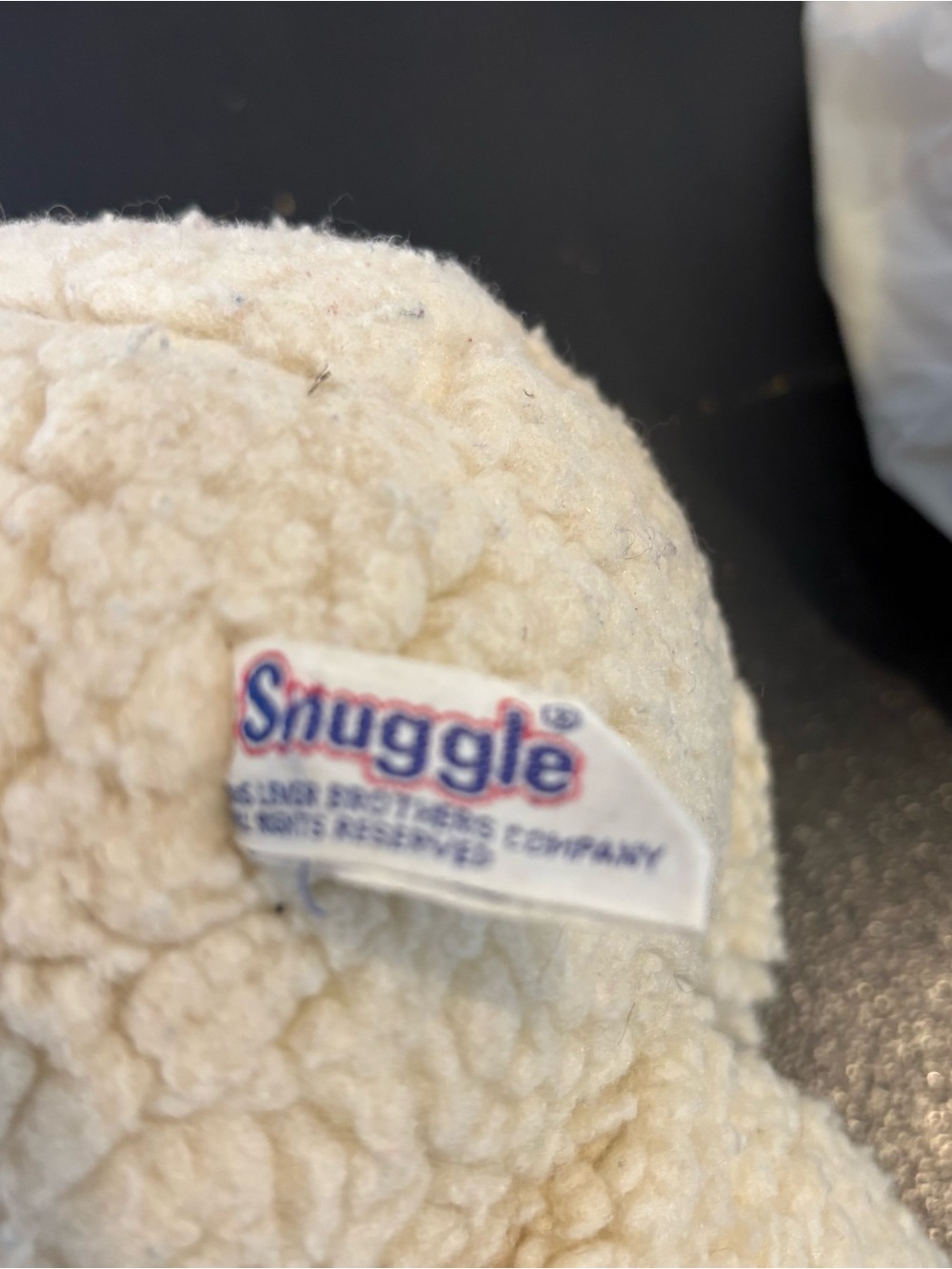 Vintage 1986 Russ Snuggle Fabric
Softener Teddy Bear Plush - Picture 5 of 5